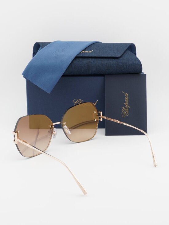 Chopard SCHG31M 300G Butterfly Sunglasses - Gold / Brown main image 5